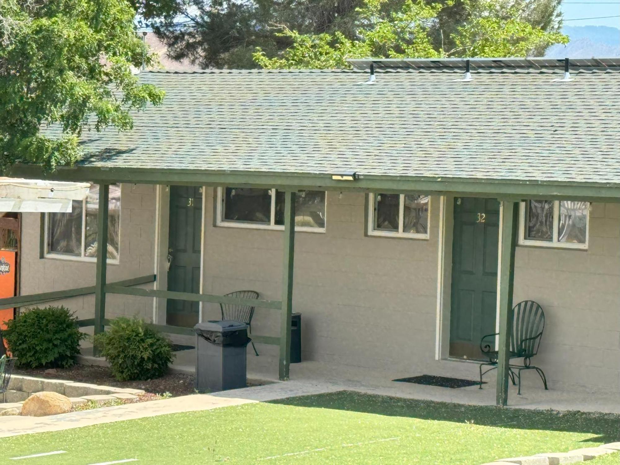Lakeshore Lodge Wofford Heights Exterior photo