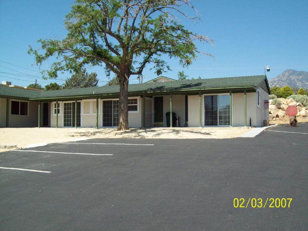 Lakeshore Lodge Wofford Heights Exterior photo